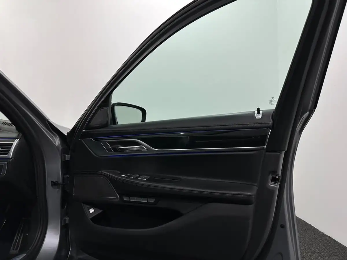 2018-bmw-7-series-30td-730d-m-sport-xdrive-big-33
