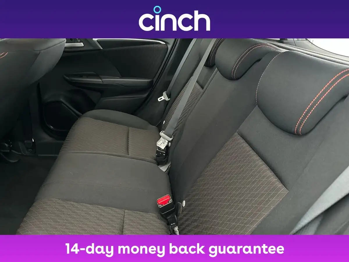 2019-honda-jazz-15-i-vtec-sport-navi-cvt-big-13