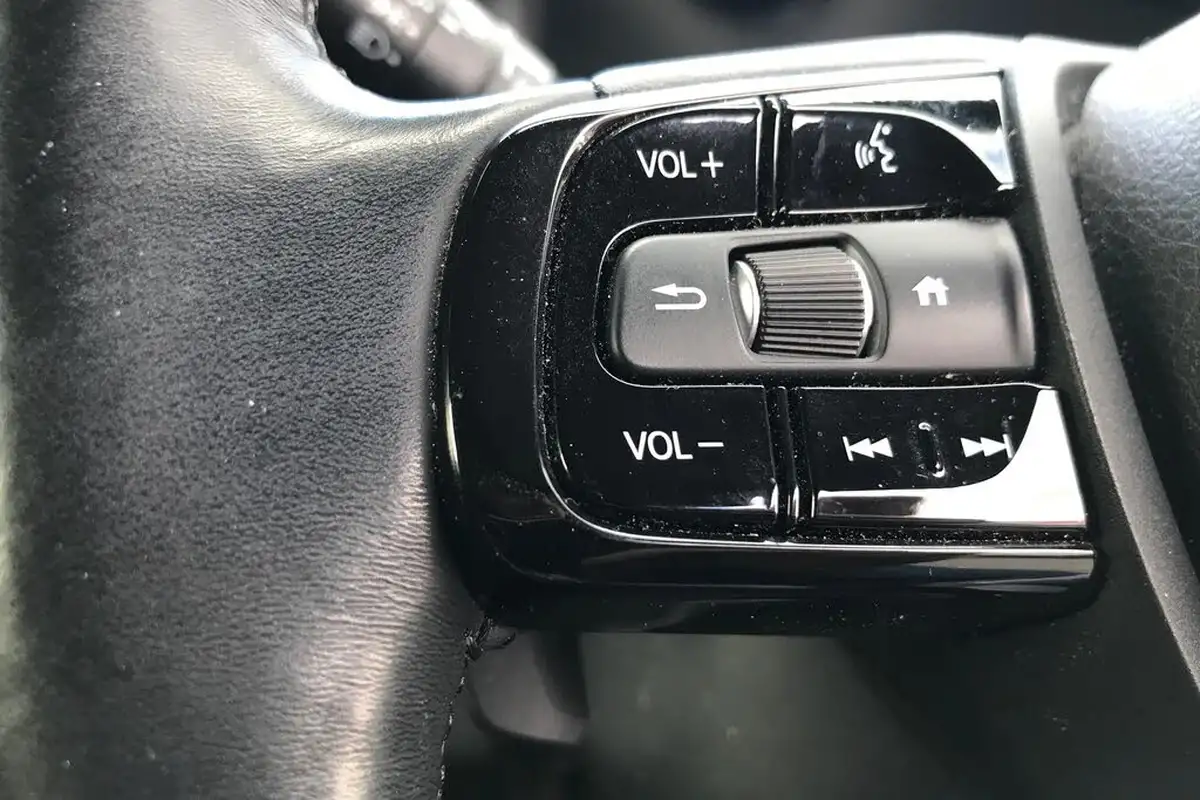 2021-honda-hr-v-15-i-mmd-advance-big-12