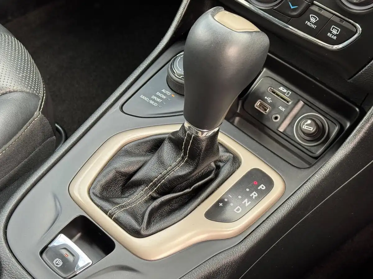2016-jeep-cherokee-22multijet-ii-limited-ss-big-41