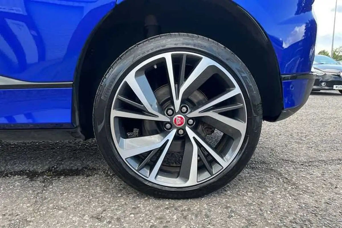 2019-jaguar-i-pace-ev400-hse-big-9
