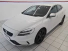 2019-volvo-v40-20-t2-r-design-small-2
