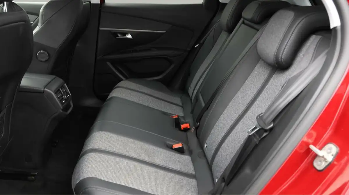 2019-peugeot-3008-suv-12-puretech-allure-big-16