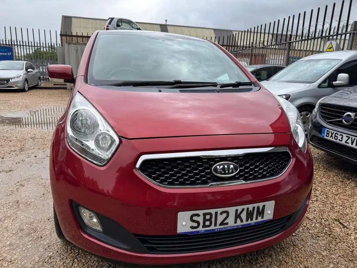 2012-kia-venga-16td-3-big-6