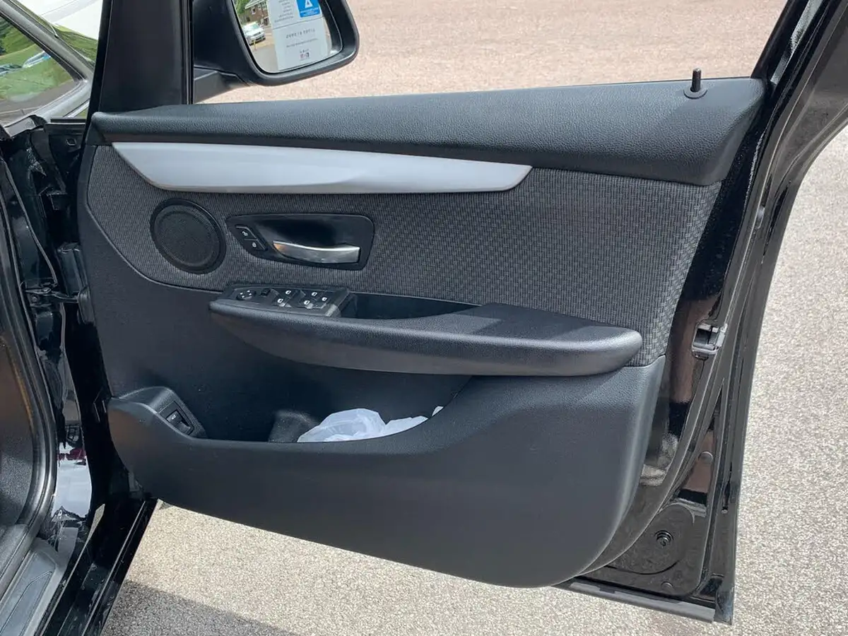 2020-bmw-2-series-15td-216d-se-gran-dct-big-26