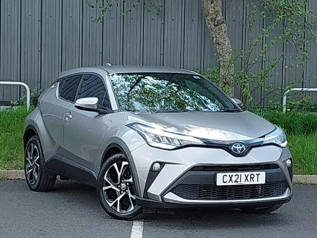 2021-toyota-c-hr-18-vvt-i-design-big-0