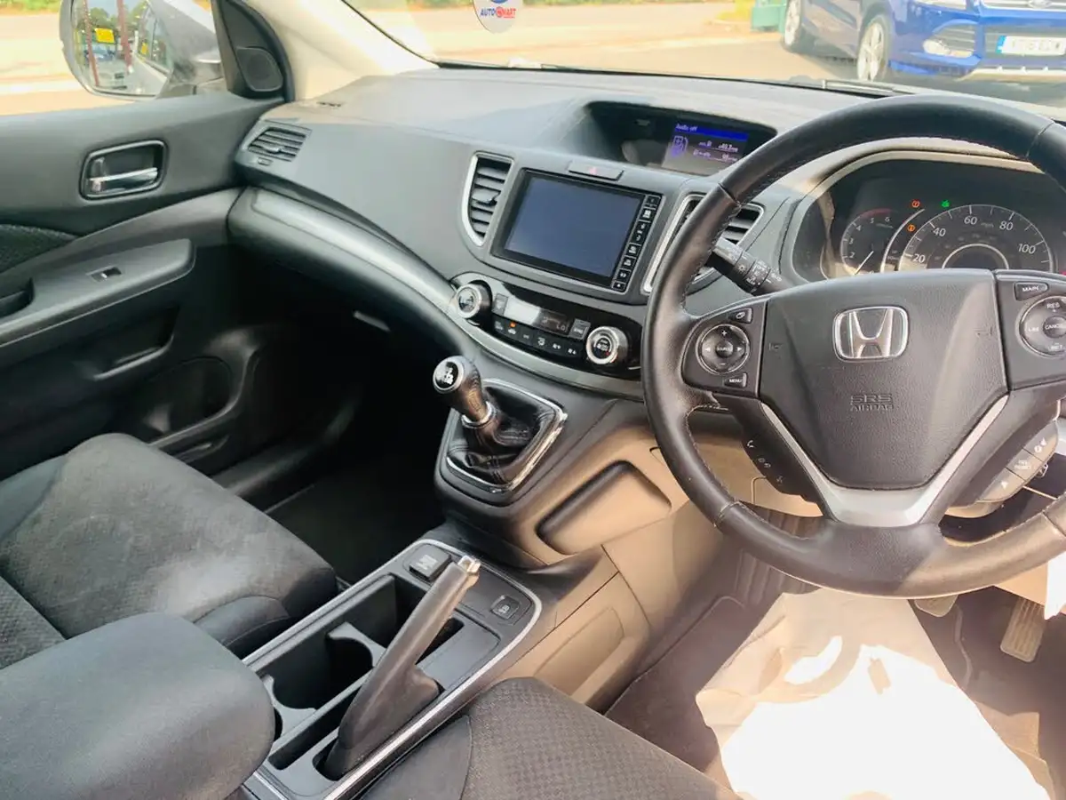 2017-honda-cr-v-16i-dtec-se-plus-navi-120ps-2wdss-big-15