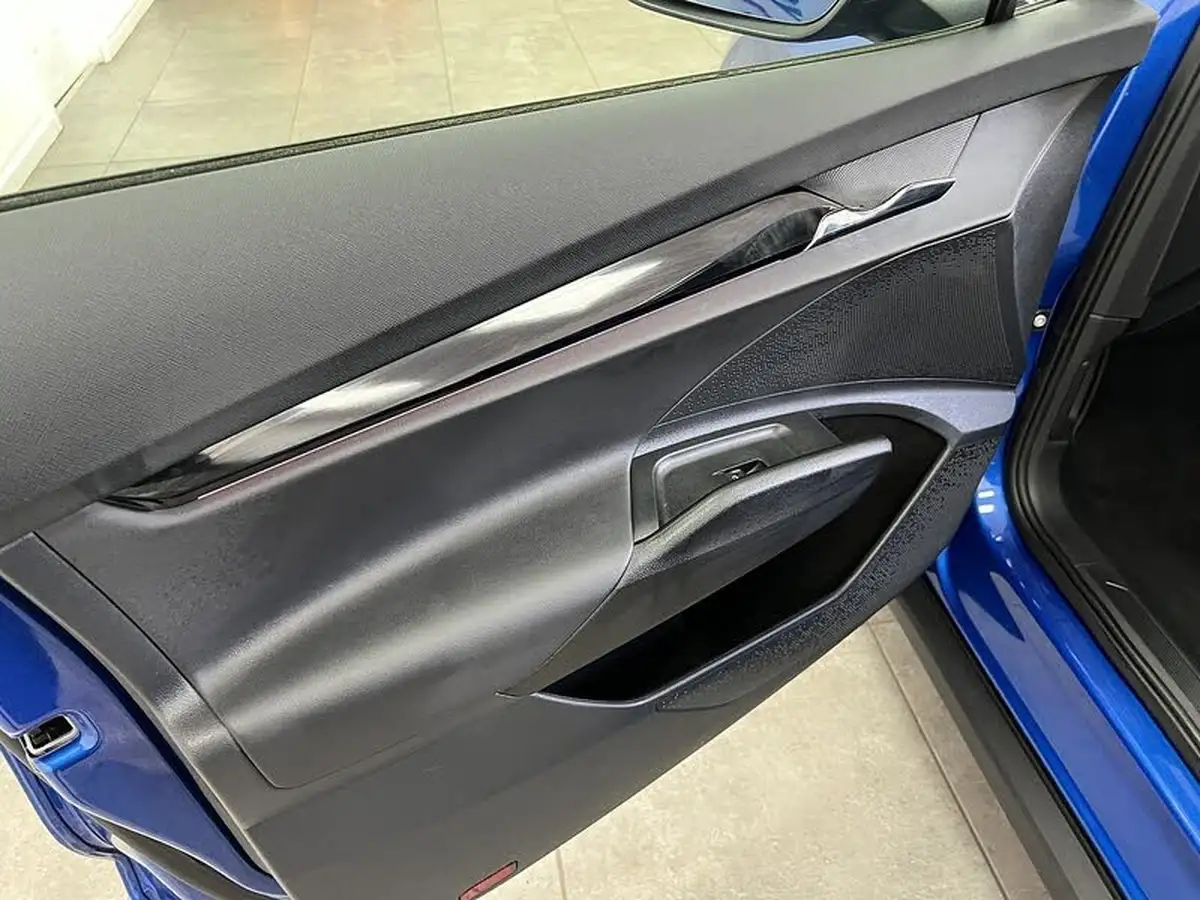 2022-skoda-enyaq-e-60-big-21