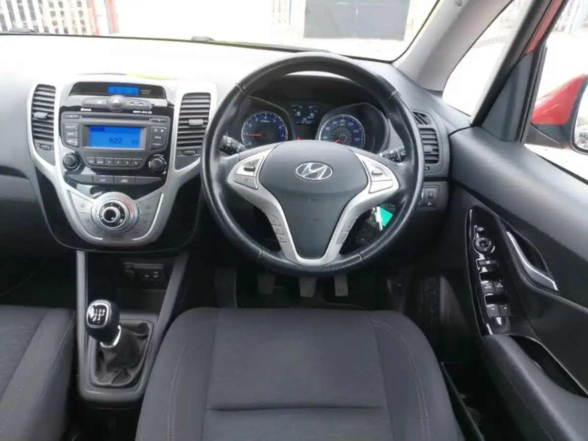 2017-hyundai-ix20-14-se-big-6