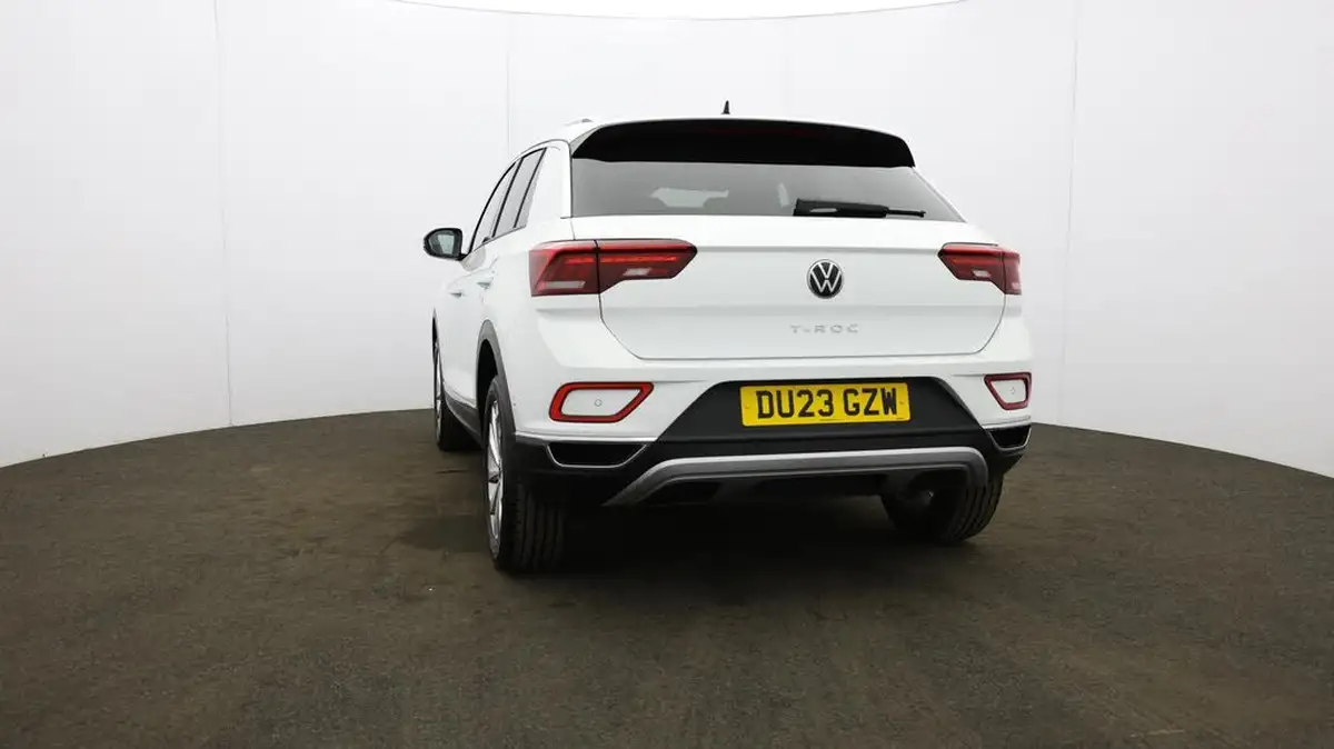 2023-volkswagen-t-roc-15-tsi-style-hatchback-5d-big-65