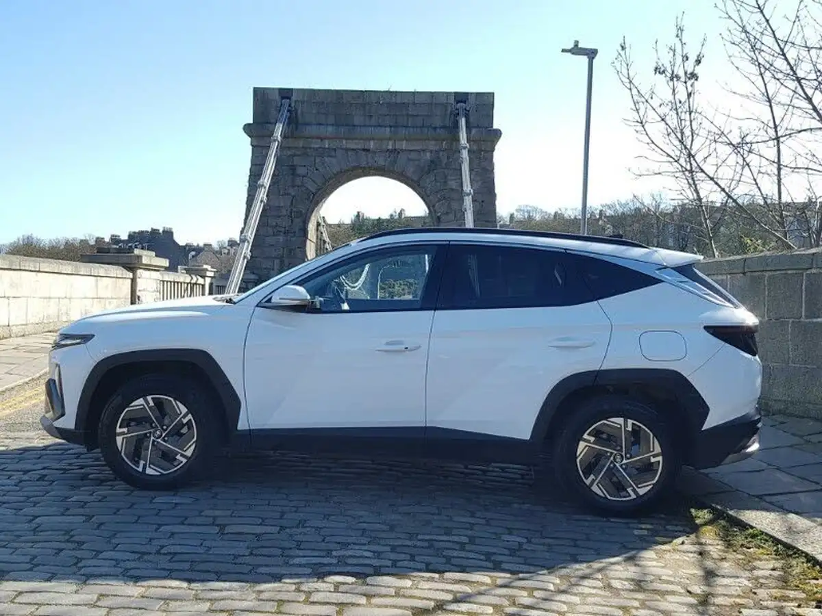 2024-hyundai-tucson-16-t-gdi-advance-252ps-phev-auto-big-3