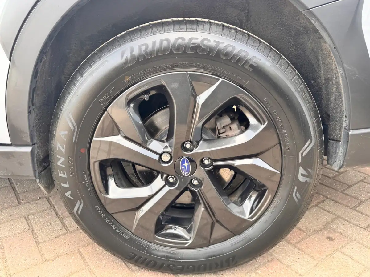 2023-subaru-outback-25i-field-big-19