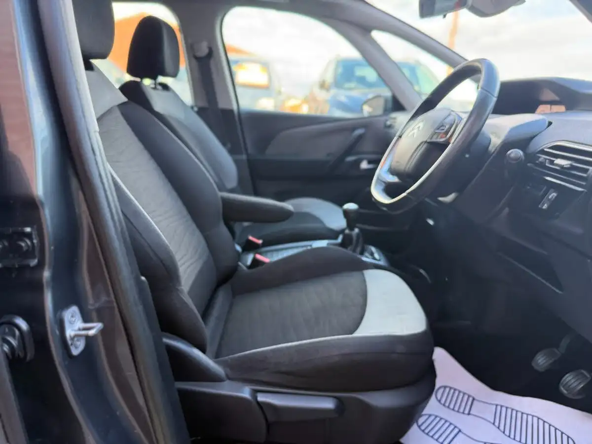2014-citroen-grand-c4-picasso-16e-hdi-vtr-115ps-big-10
