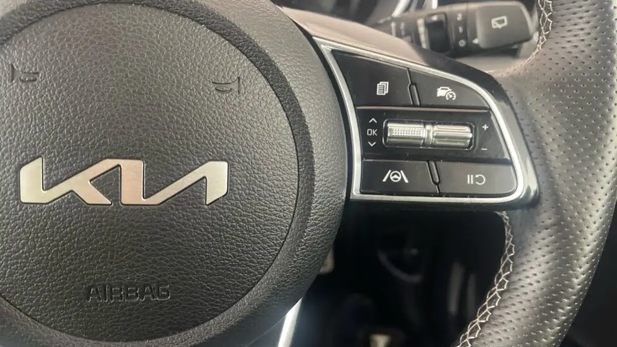 2024-kia-ceed-15-t-gdi-gt-line-138bhp-big-19