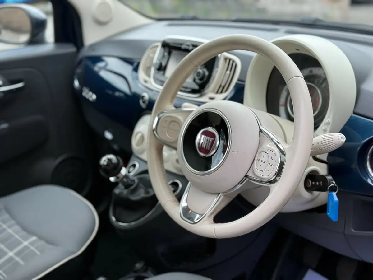 2016-fiat-500-12-lounge-big-28