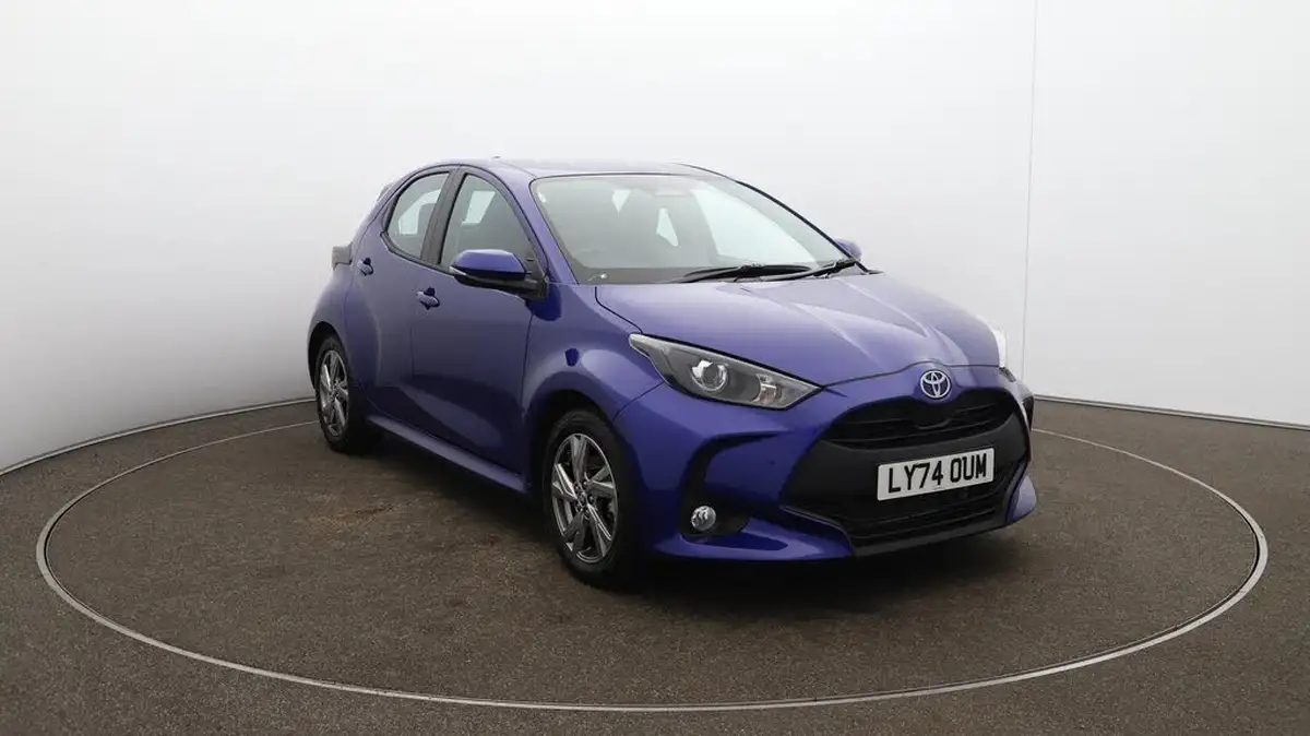 2025-toyota-yaris-15-vvt-i-icon-big-43