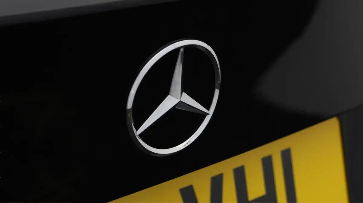 2023-mercedes-benz-a-class-13-a200-amg-line-executive-saloon-4d-big-21