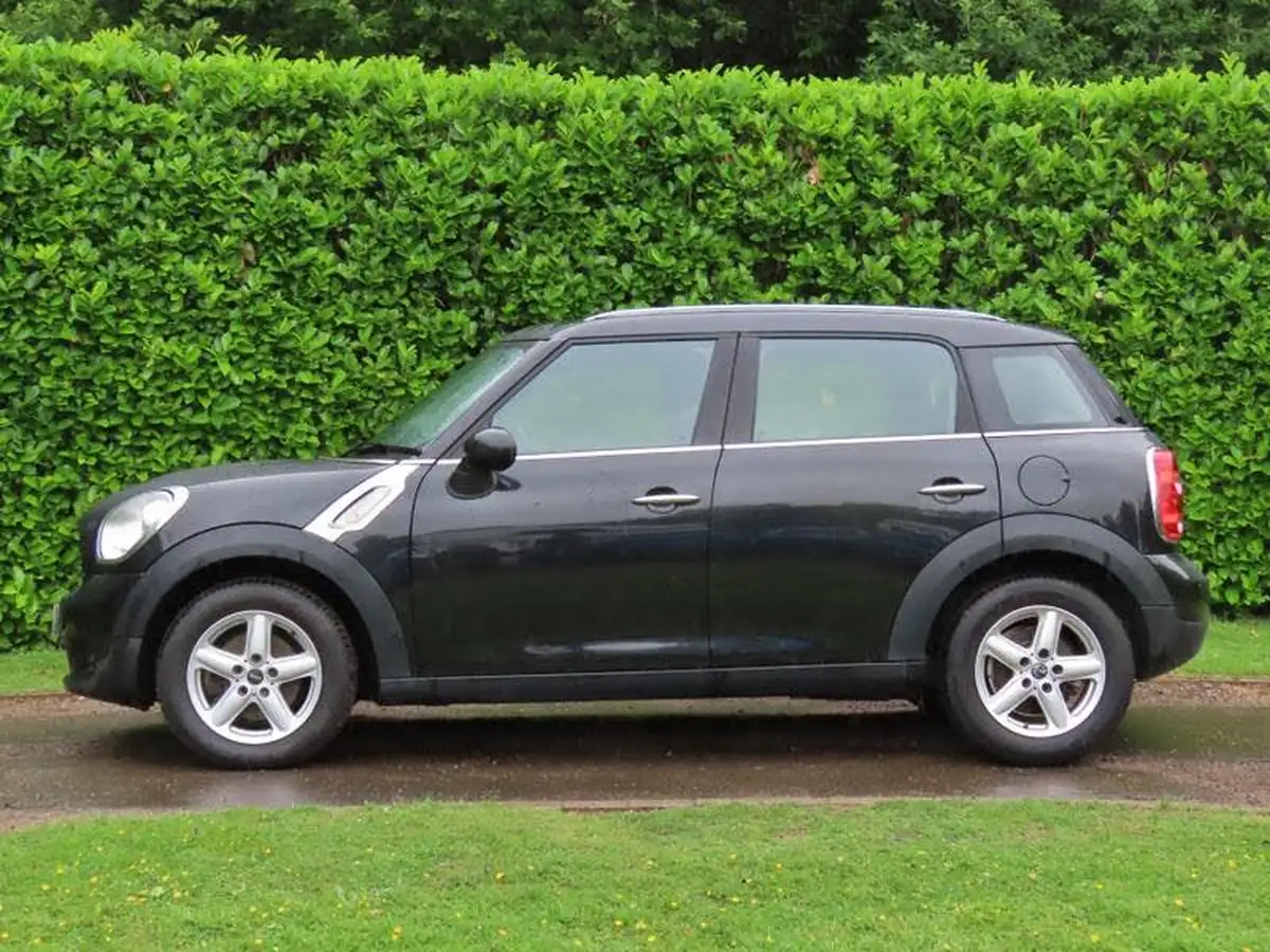 2012-mini-countryman-16-one-98bhp-big-4