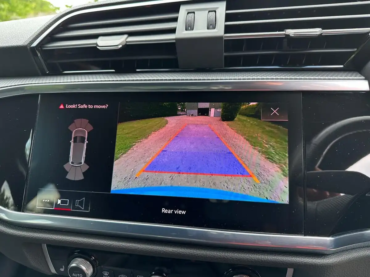 2022-audi-q3-15-35-tfsi-s-line-cod-station-wagon-big-31