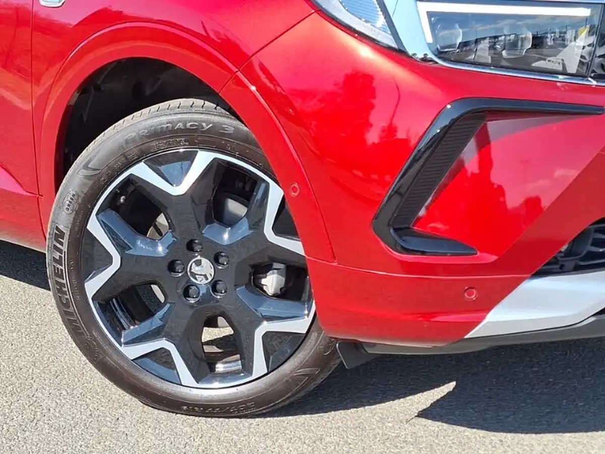 2023-vauxhall-grandland-12-ultimate-130ps-auto-big-8