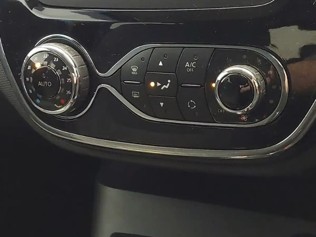 2016-renault-captur-15dci-dynamique-s-nav-90bhp-edc-auto-big-13