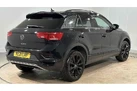 2021-volkswagen-t-roc-15-tsi-black-edition-small-8