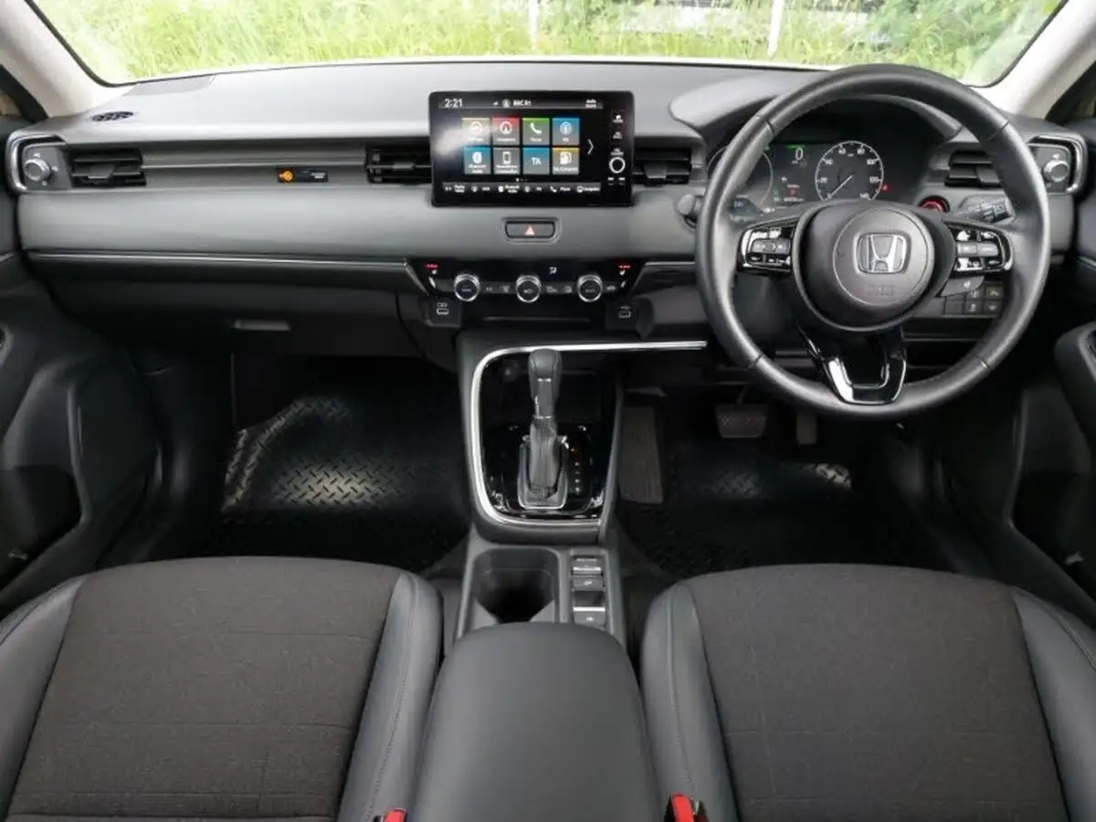 2022-honda-hr-v-15-i-mmd-advance-big-2