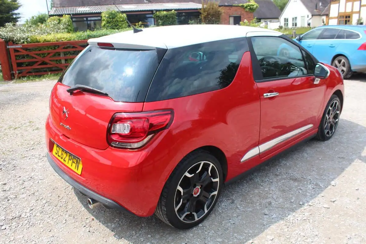 2012-citroen-ds3-16-dstyle-plus-big-7