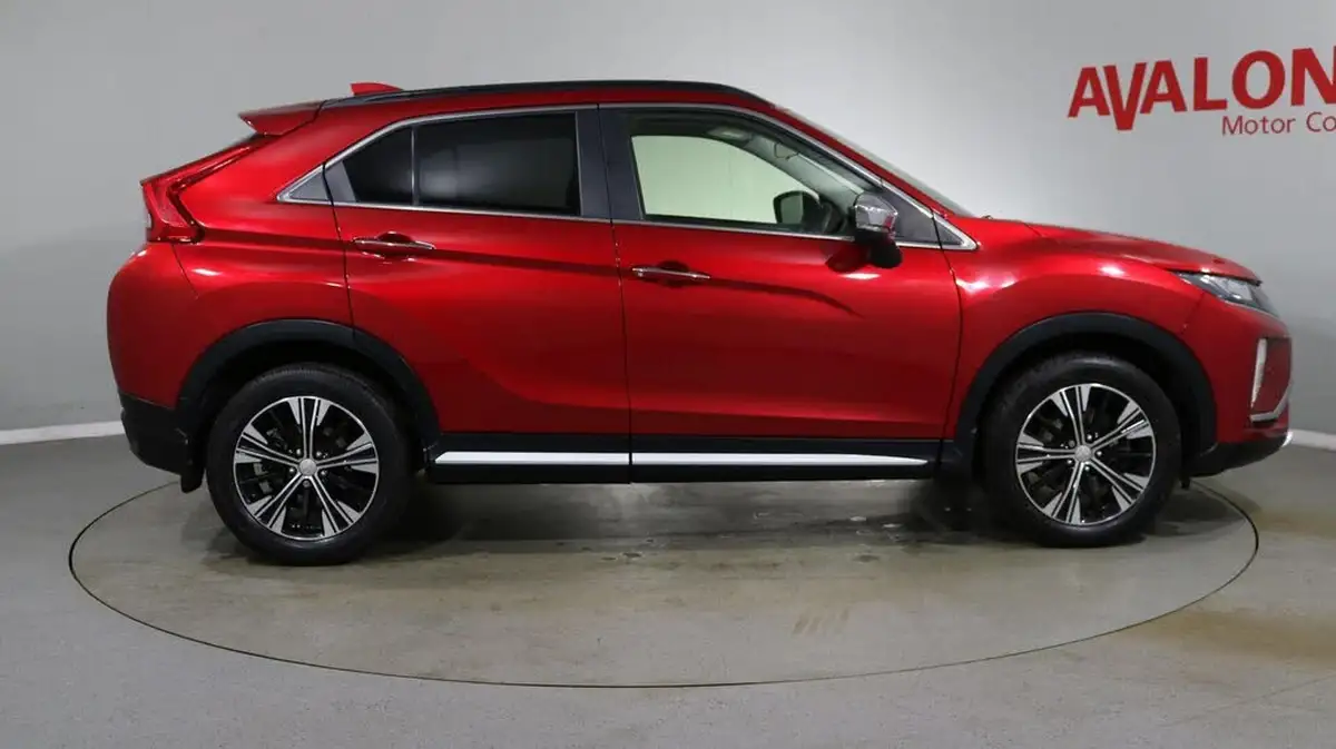 2019-mitsubishi-eclipse-cross-15-3-auto-big-8