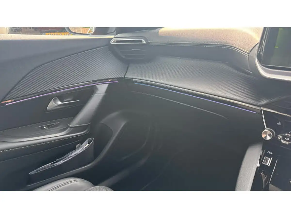 2022-peugeot-2008-suv-12-puretech-gt-big-37