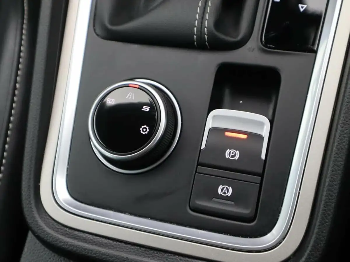 2023-seat-ateca-15-ecotsi-xperience-lux-dsg-big-30