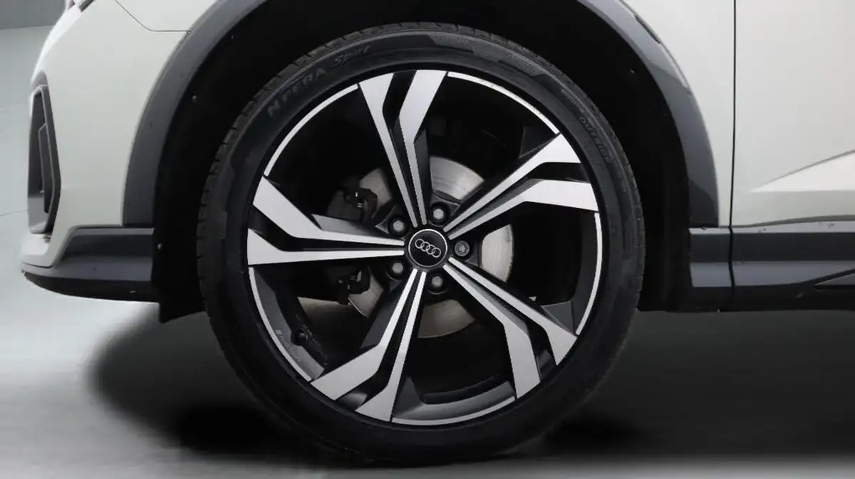 2020-audi-q3-15-35-tfsi-edition-1-sportback-s-tronic-big-27