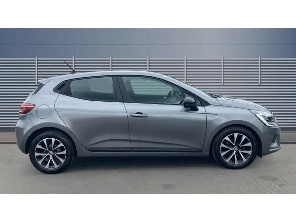 2023-renault-clio-10-tce-evolution-big-4