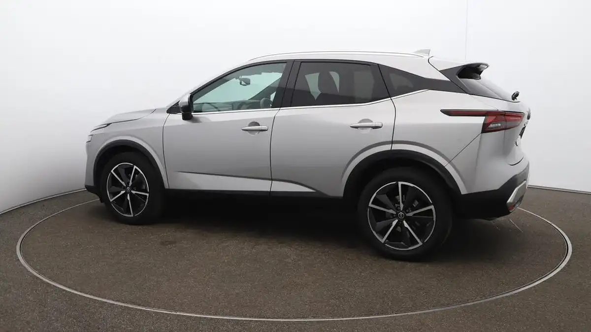2022-nissan-qashqai-13-dig-t-tekna-158ps-big-38