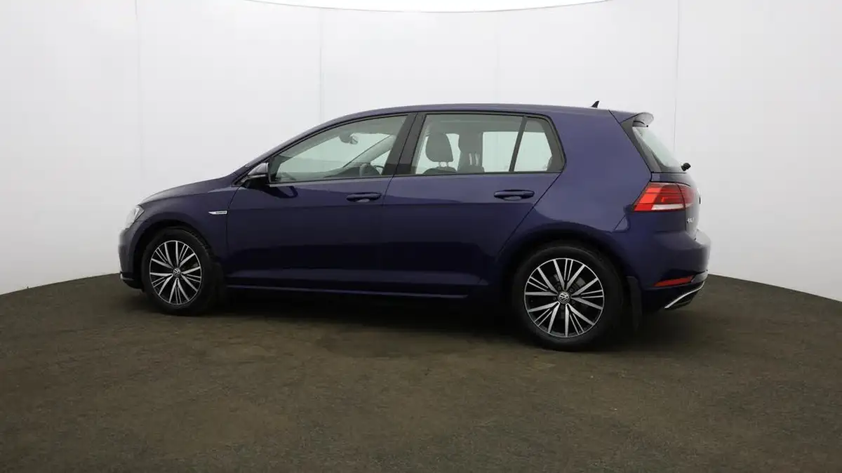 2018-volkswagen-golf-15-tsi-se-130ps-ss-hatchback-5d-big-70