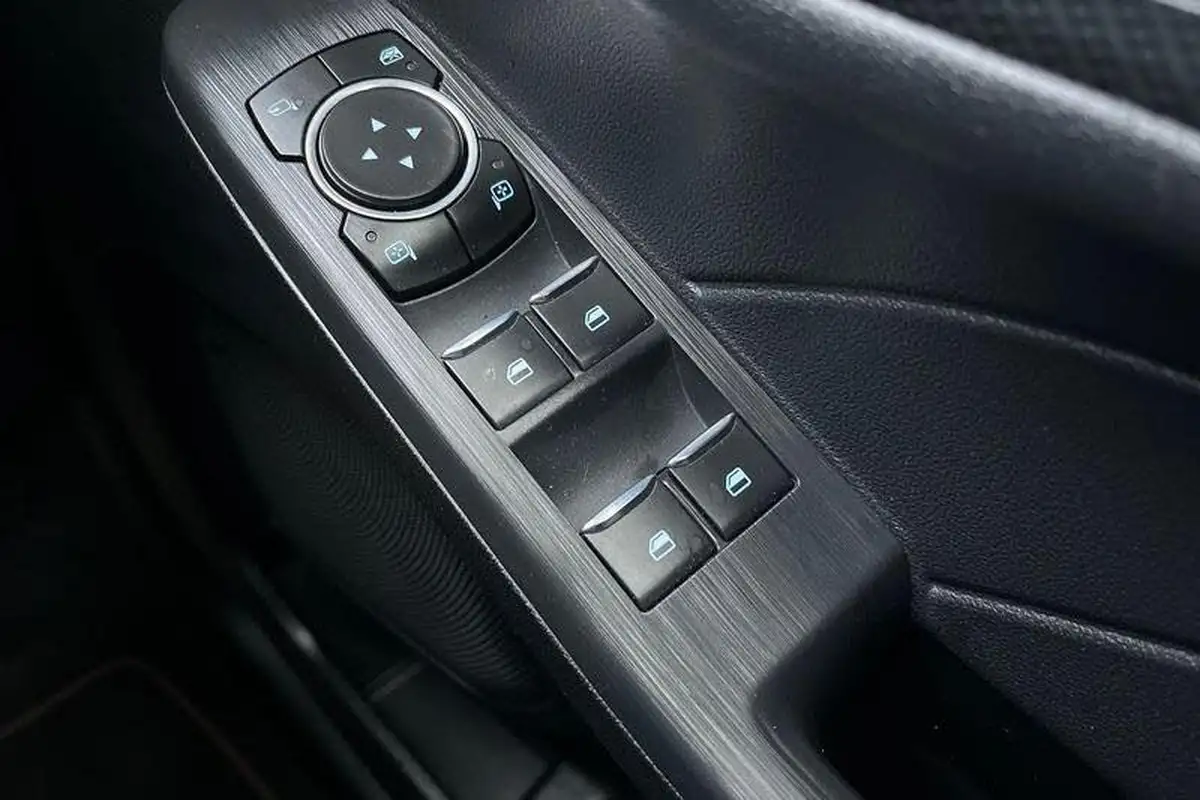 2022-ford-kuga-25t-st-line-x-edition-225ps-phev-big-15
