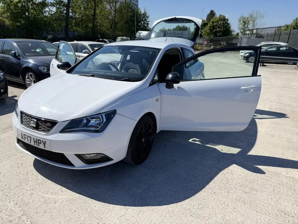 2017-seat-ibiza-12-tsi-fr-technology-110ps-sportcoupe-3d-big-11