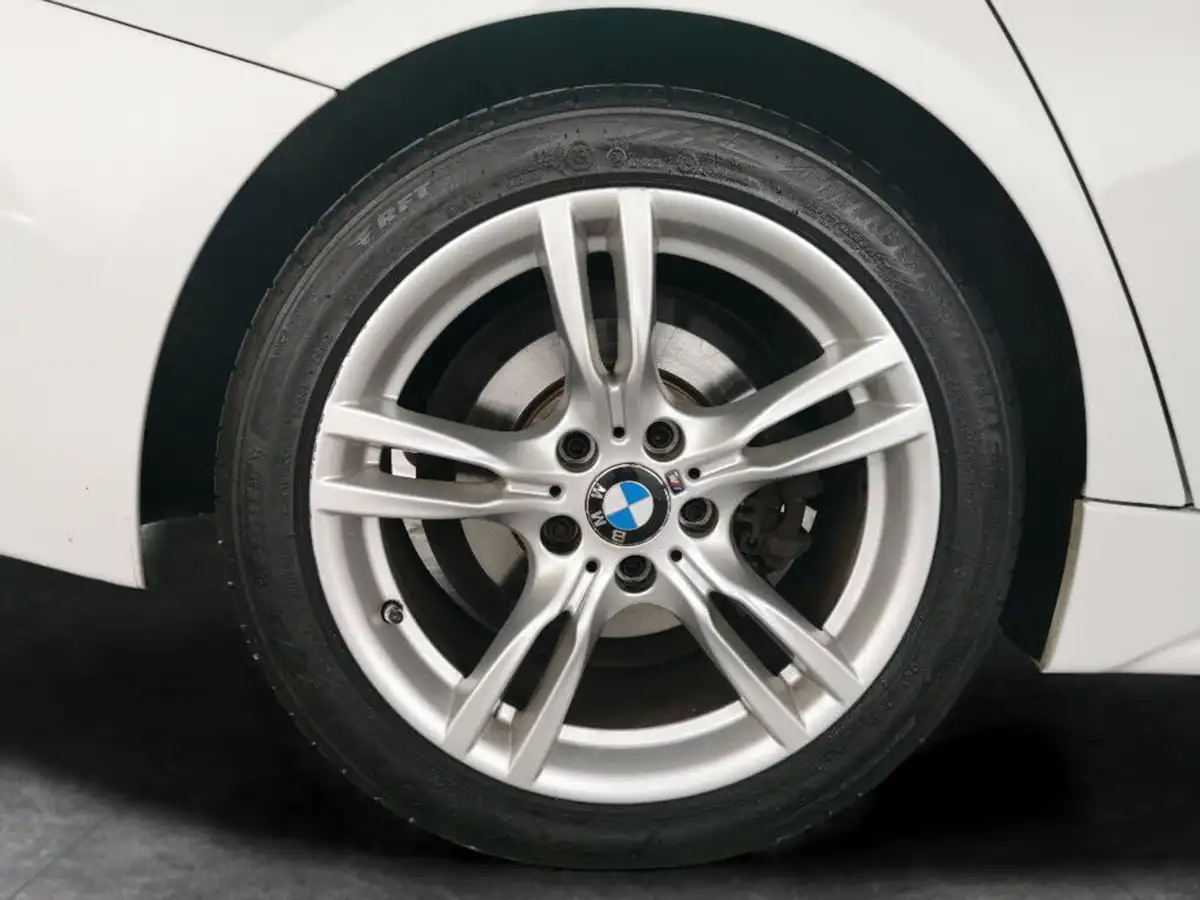 2018-bmw-3-series-20-330e-m-sport-big-31