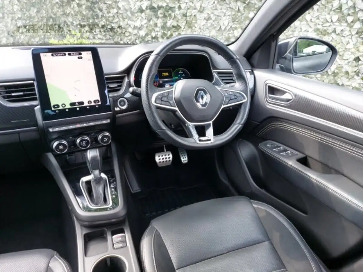 2023-renault-arkana-16-e-tech-engineered-big-10