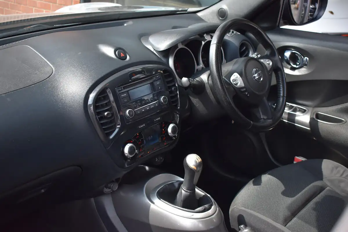 2011-nissan-juke-16-acenta-16v-1598cc-big-35