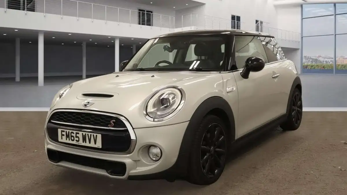 2016-mini-cooper-20-cooper-s-chili-ss-hatchback-3d-big-2
