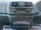 2011-skoda-fabia-12-elegance-tsi-105bhp-hatchback-1197cc-small-25