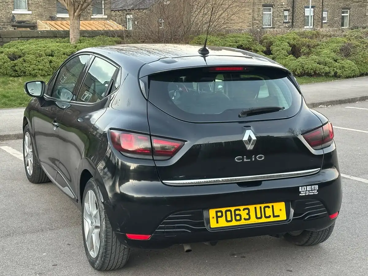 2013-renault-clio-12-dynamique-big-11