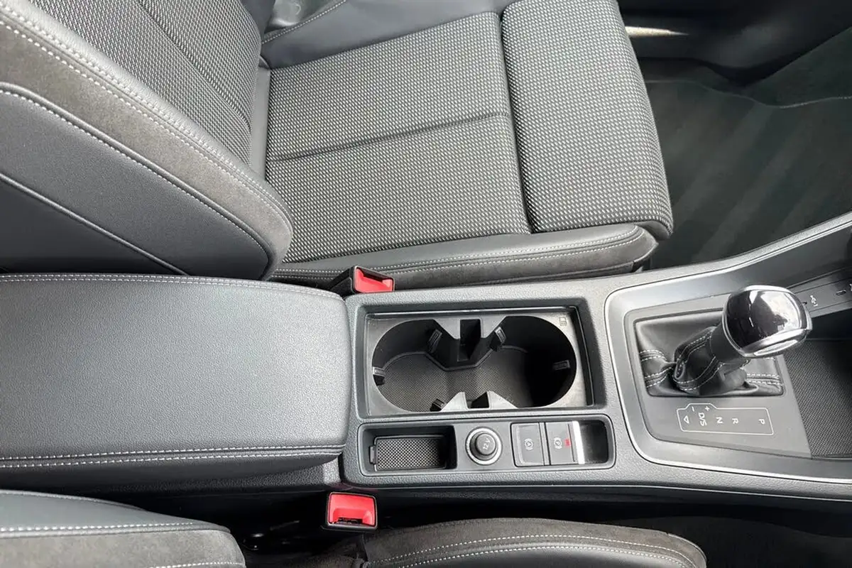2022-audi-q3-15-35-tfsi-black-edition-codcomfort-sound-pack-station-wagon-big-59