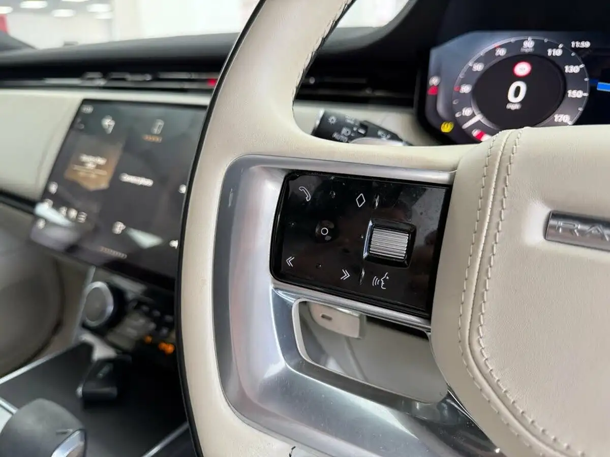 2022-land-rover-range-rover-30-d350-hse-big-62