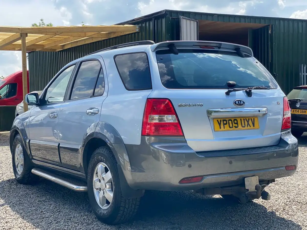 2009-kia-sorento-25td-xs-auto-big-3