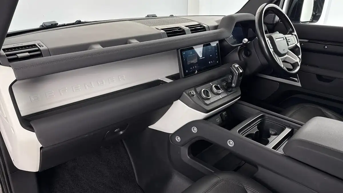 2021-land-rover-110-defender-30-d200-se-big-9