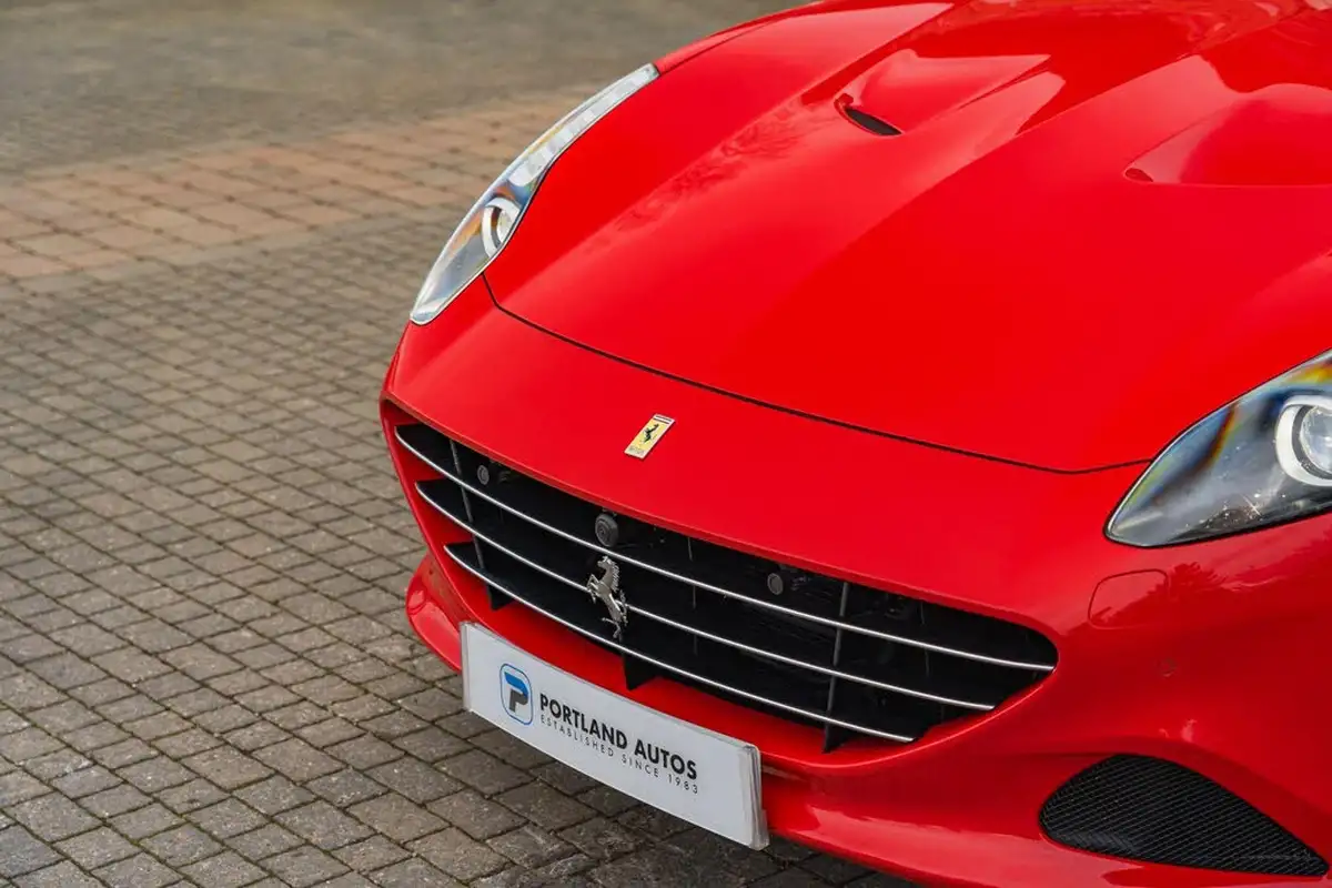 2015-ferrari-california-39-t-big-8