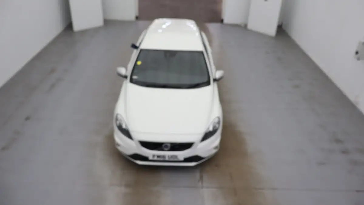 2016-volvo-v40-20td-d3-r-design-nav-big-12