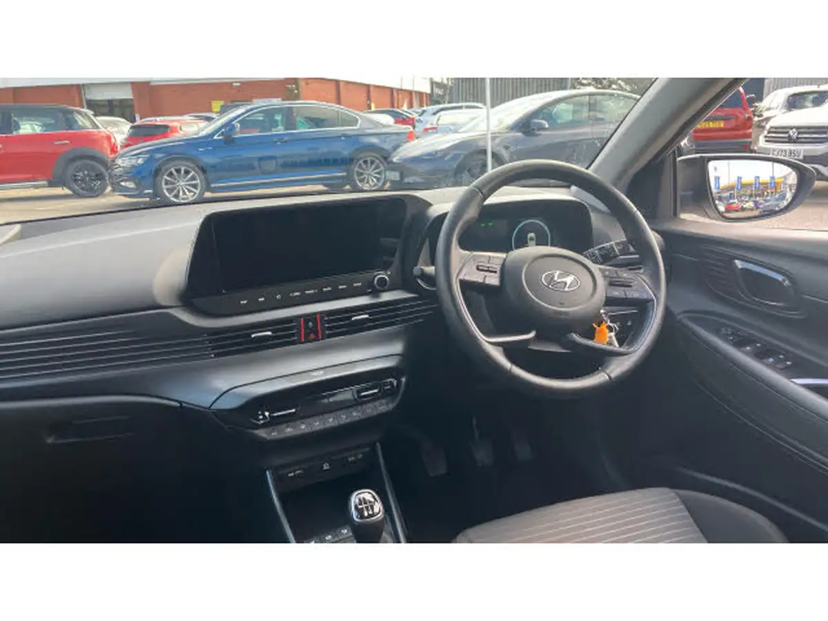 2022-hyundai-i20-10-t-gdi-premium-eclutch-imt-big-9